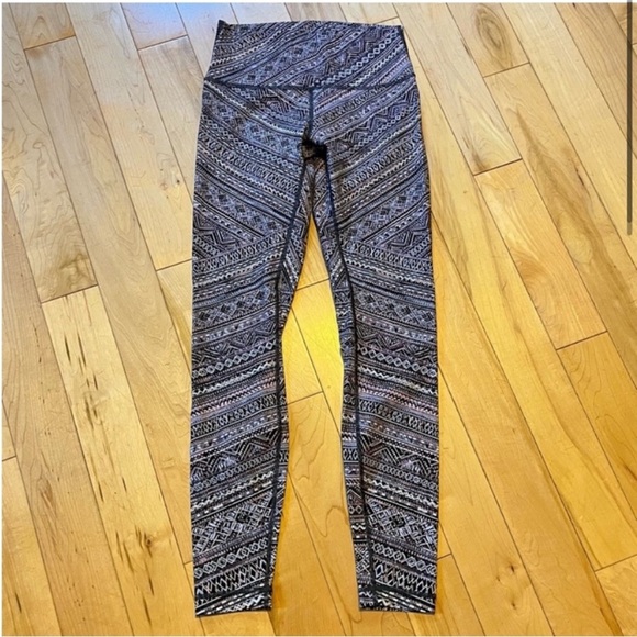Lululemon Wunder Under High-Rise Tight Full-On Luxtreme 28" Tribal Pace six (6) - Picture 2 of 10